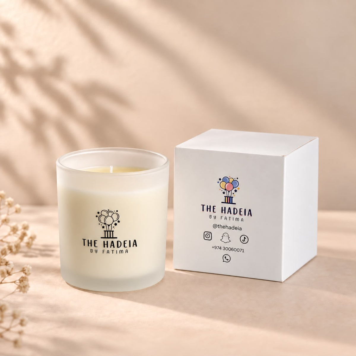شمعة اللافندر الطبيعية مع علبة بيضاء — Natural lavender candle with white box